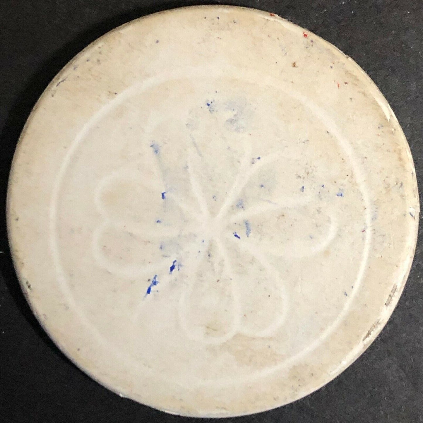 Vintage Embossed Flower Petal Design Gaming / Poker Chip - Seymour PTD