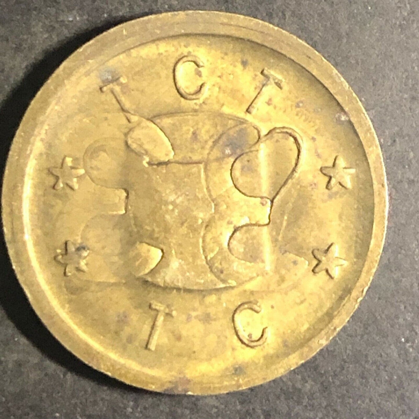 Vintage 20mm Brass "Tin Cup Tavern" w/ Overstamp? St. Paul, MN Token