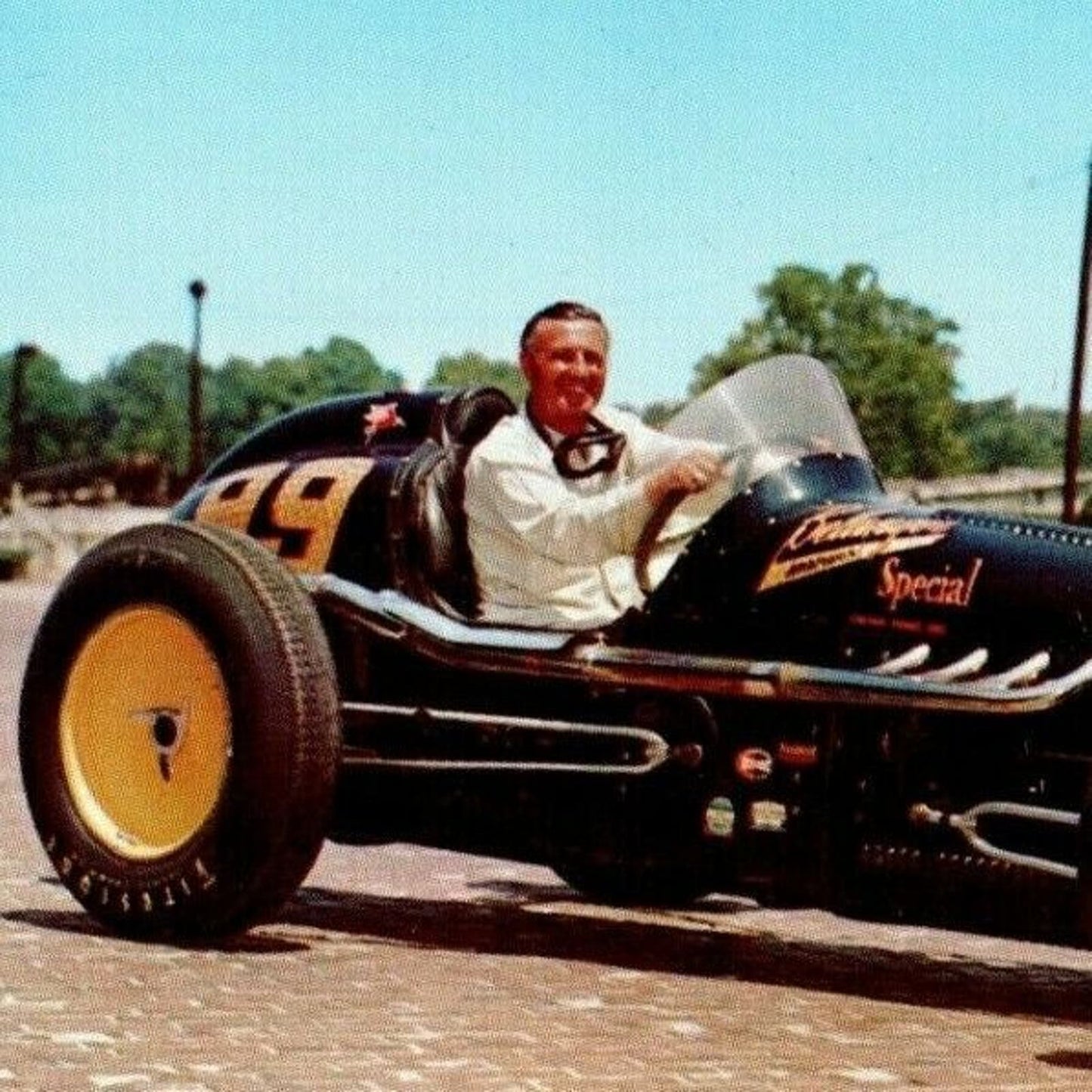 Indy 500 Postcard "1951 Winner Lee Wallard" Near Pagoda Unposted VGC