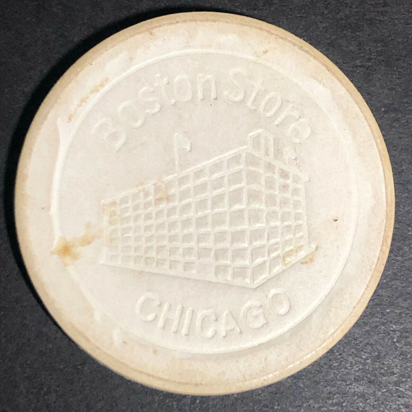 c1910's "Boston Store" White Fiber / Wood Advertising Poker Chip VGC