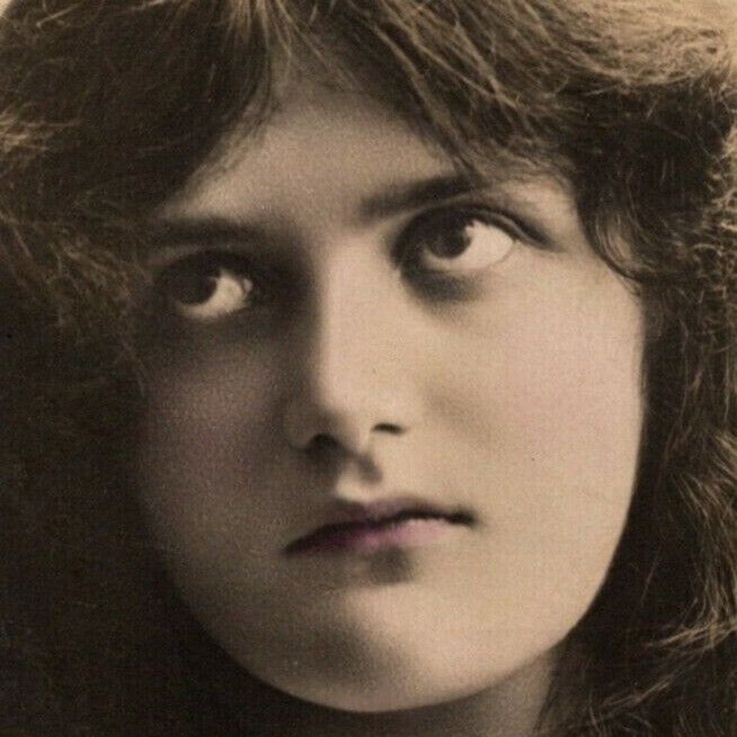 c1910 Vintage Russian RPPC* Stage / Screen / Theatre Actress Postcard (4484)