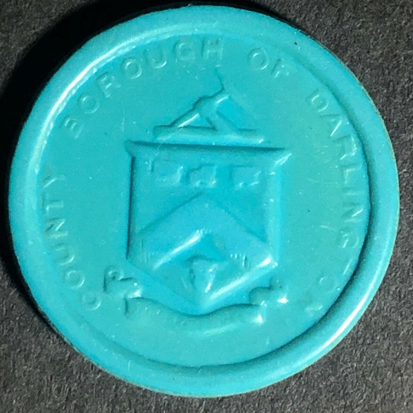 Darlington Transport Transit England Plastic Token Teal? 1 1/2D 22mm c50's-60's