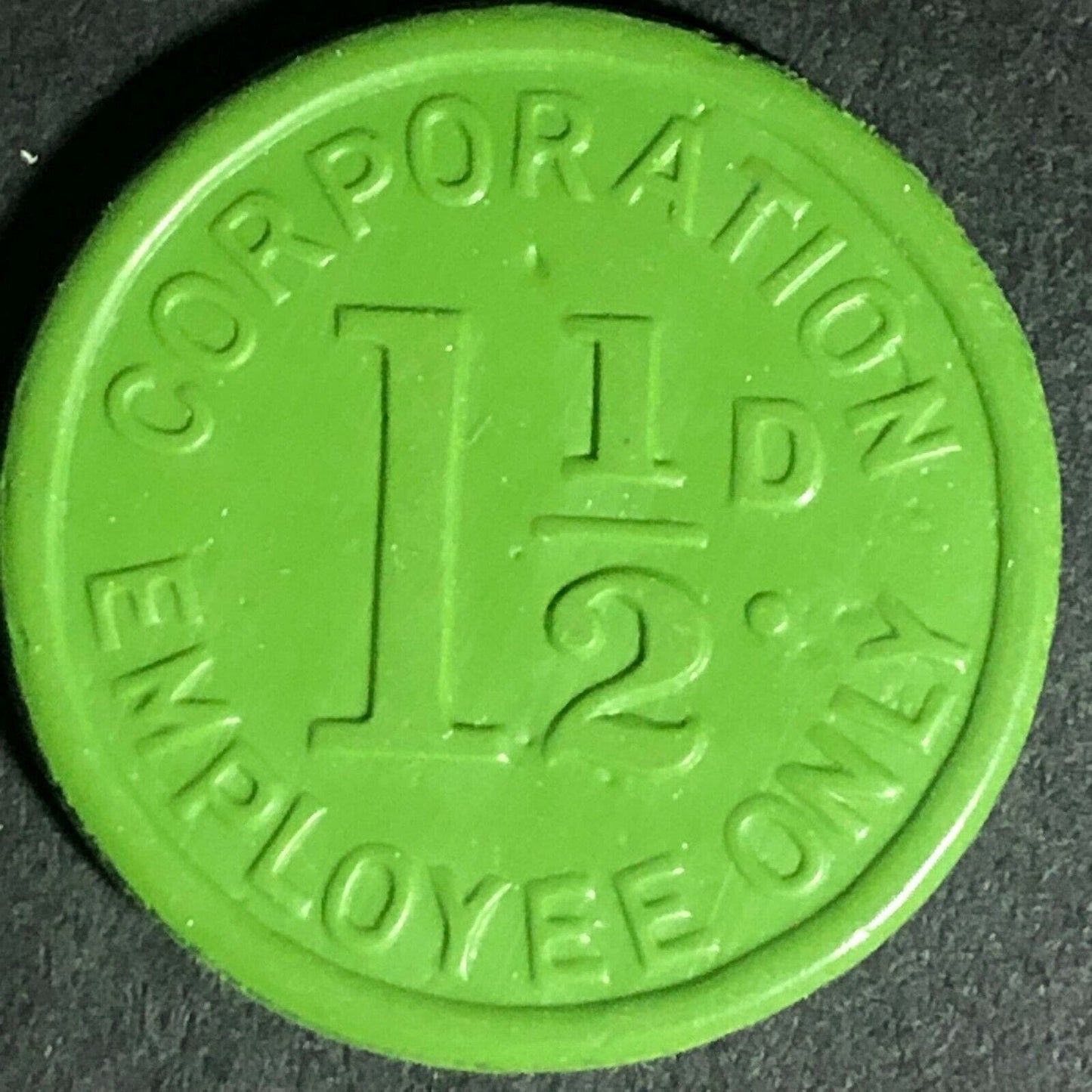 Barrow-In-Furness "Employee Only" England Plastic Token GRN 1.5D 22mm c50's-60's