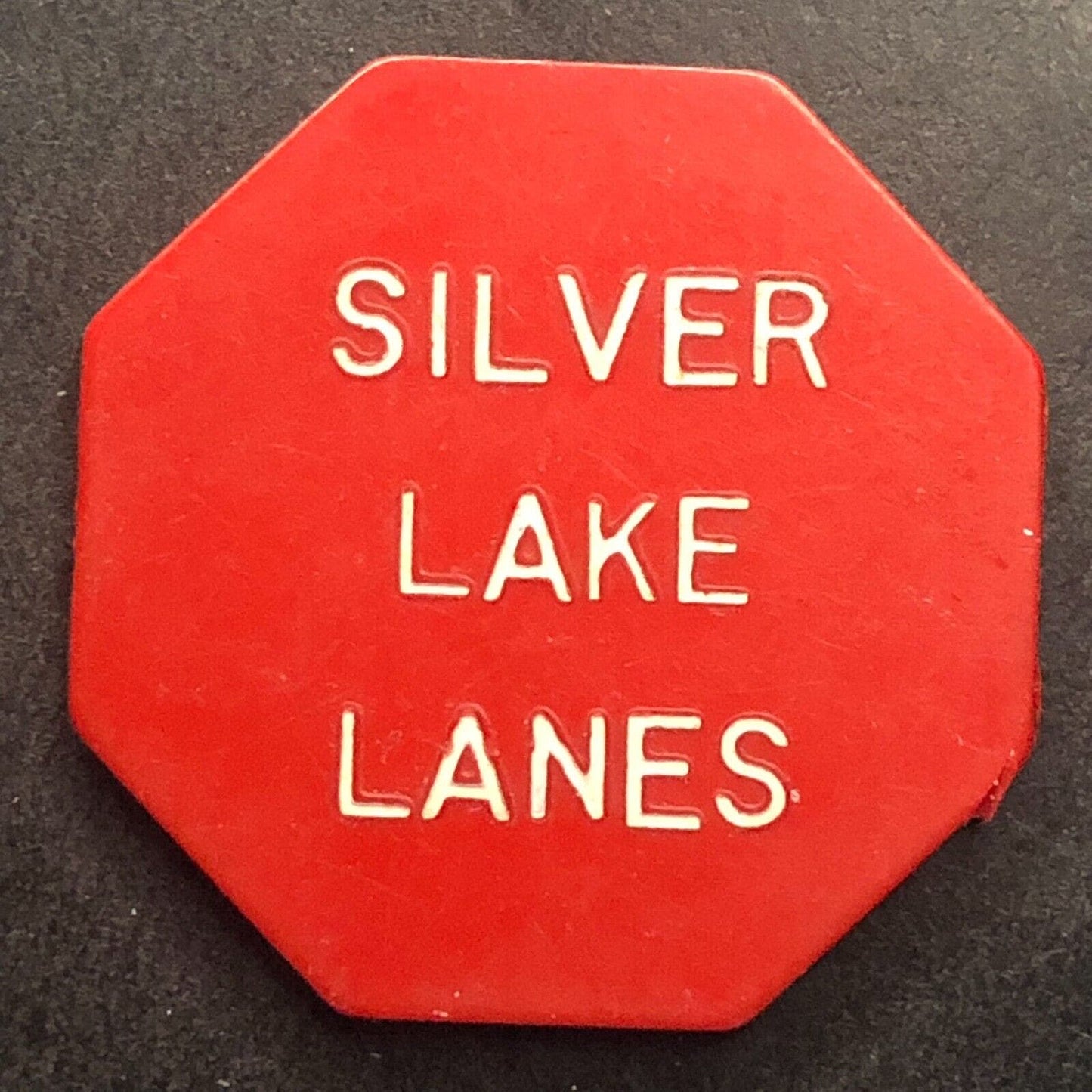 (Willow Grove, PA ?) Silver Lake Lanes Plastic G/F 25c Token 28.5mm c1960's-70's