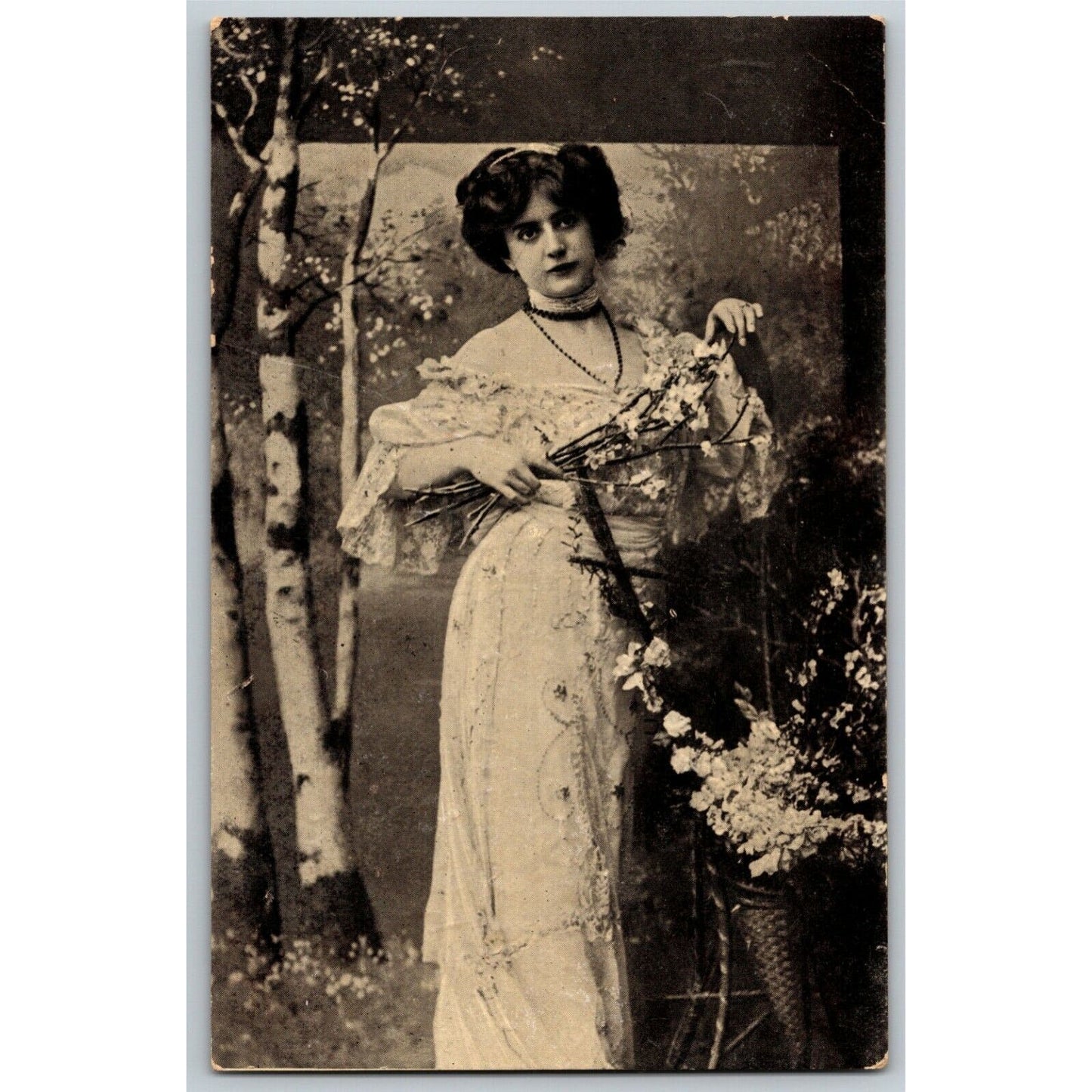 c1909 Vintage Russian RPPC* Theatre / Stage / Screen Actress Postcard (4394)