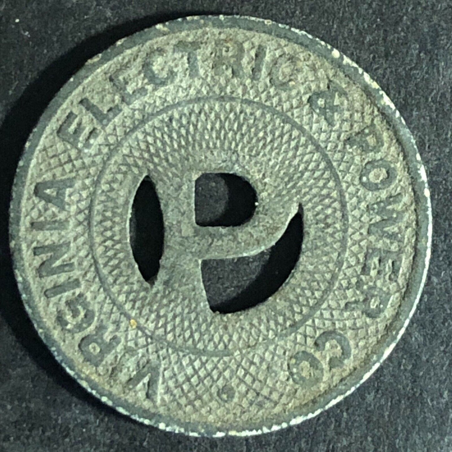 Virginia Electric & Power Co. One Fare Portsmouth Transit "P" Token - 23mm