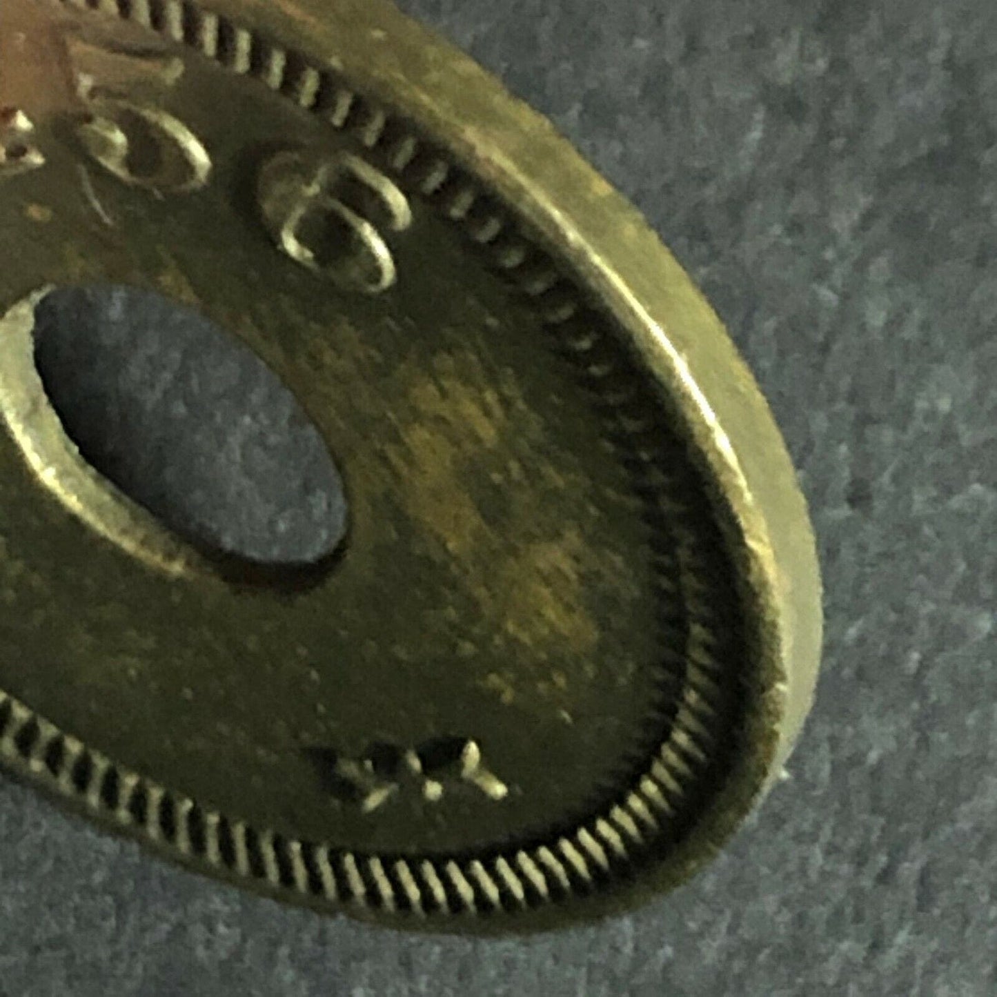 Good For 25c In Trade "17456" Brass Donut Token 23.9mm