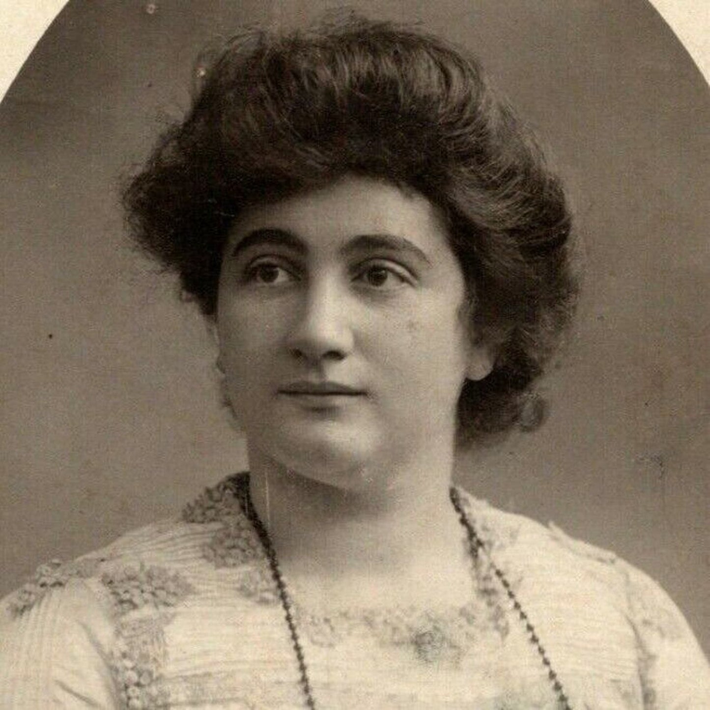 c1904 Vintage Russian RPPC* Theatre / Stage / Screen Actress Postcard (4382)