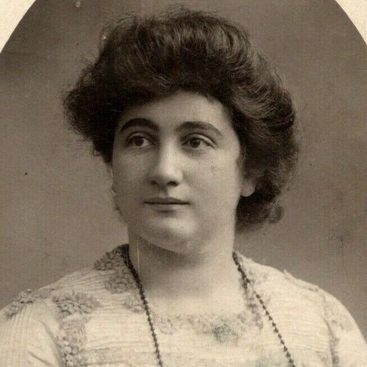 c1904 Vintage Russian RPPC* Theatre / Stage / Screen Actress Postcard (4382)