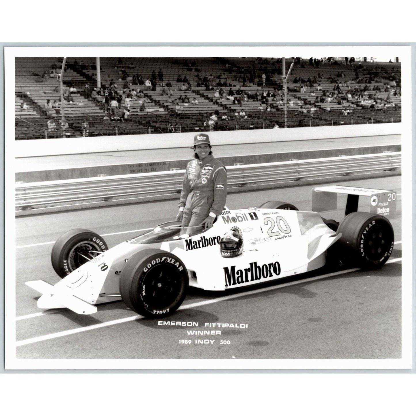 Emerson Fittipaldi Indy 500 Winner 1989 8 x 10 Glossy B&W Photograph VGC