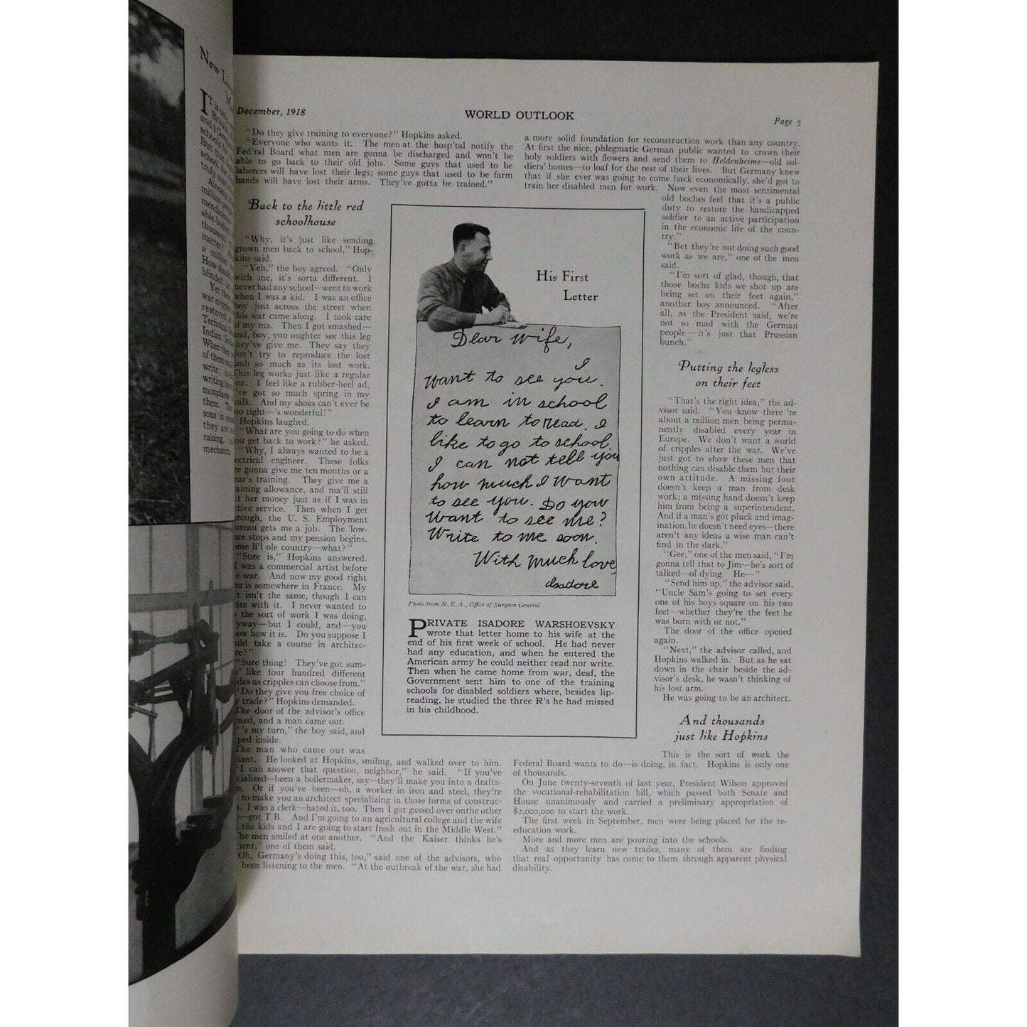 "World Outlook" Military Magazine - Christmas 1918 Vol. 4 No. 12 - 34pgs - VGC
