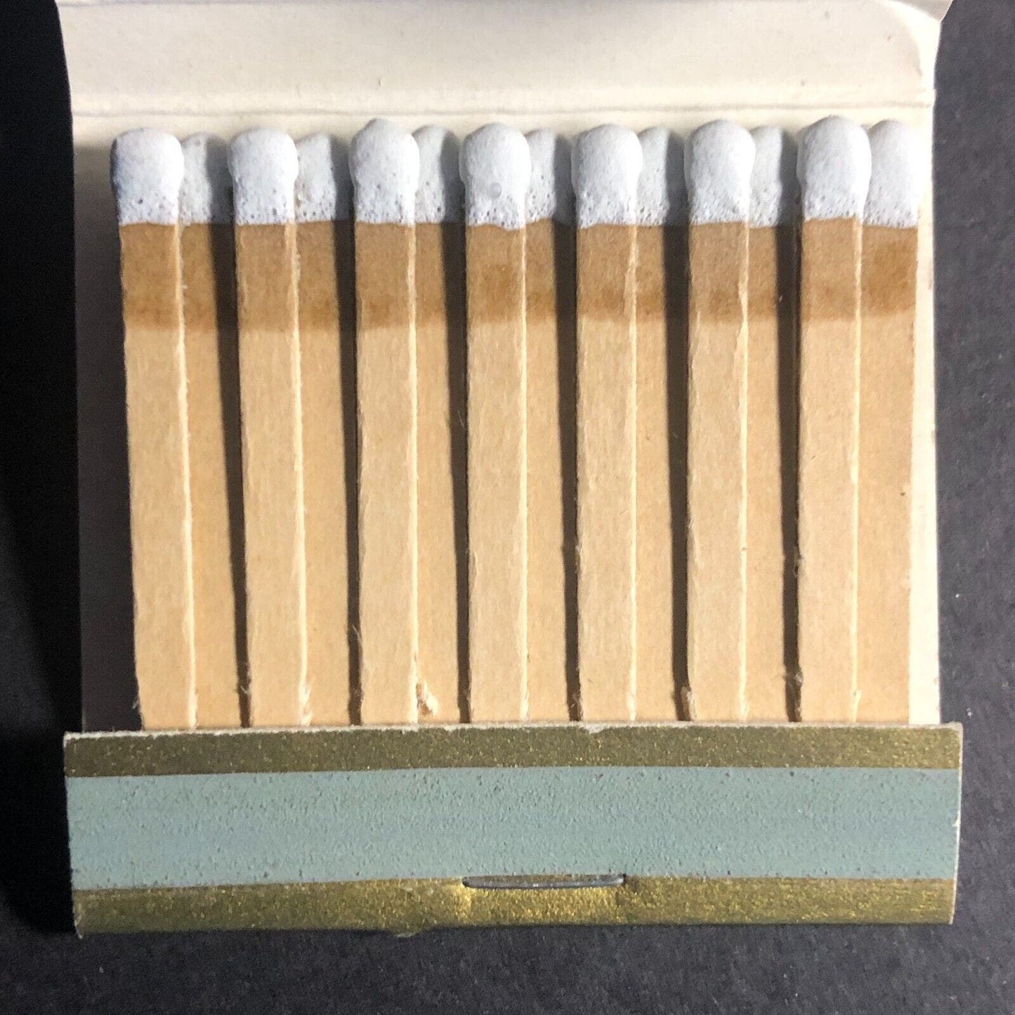 Gaslight Club Paris Full Matchbook c1960's Lenticular Dancing Girls