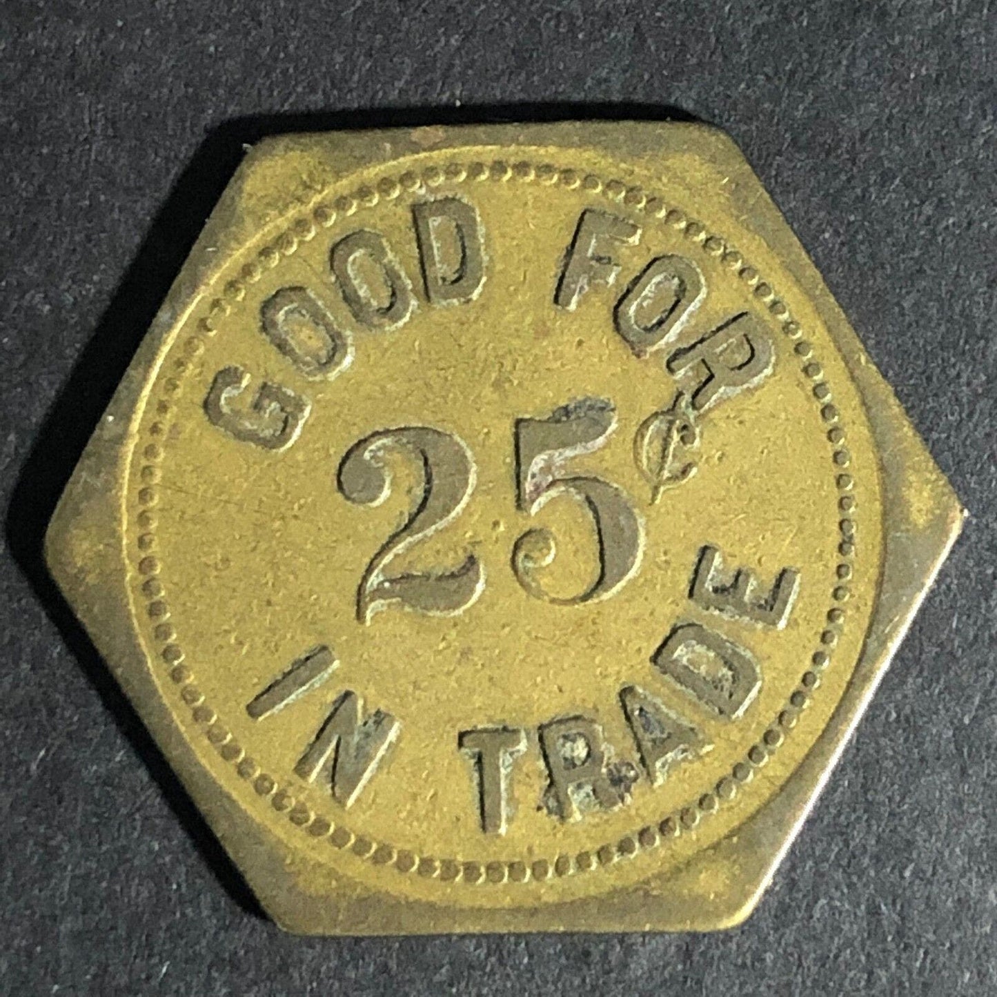 Buffalo Bar & Steak House Billings Montana G/F 25c Brass Token Octagon - 25mm