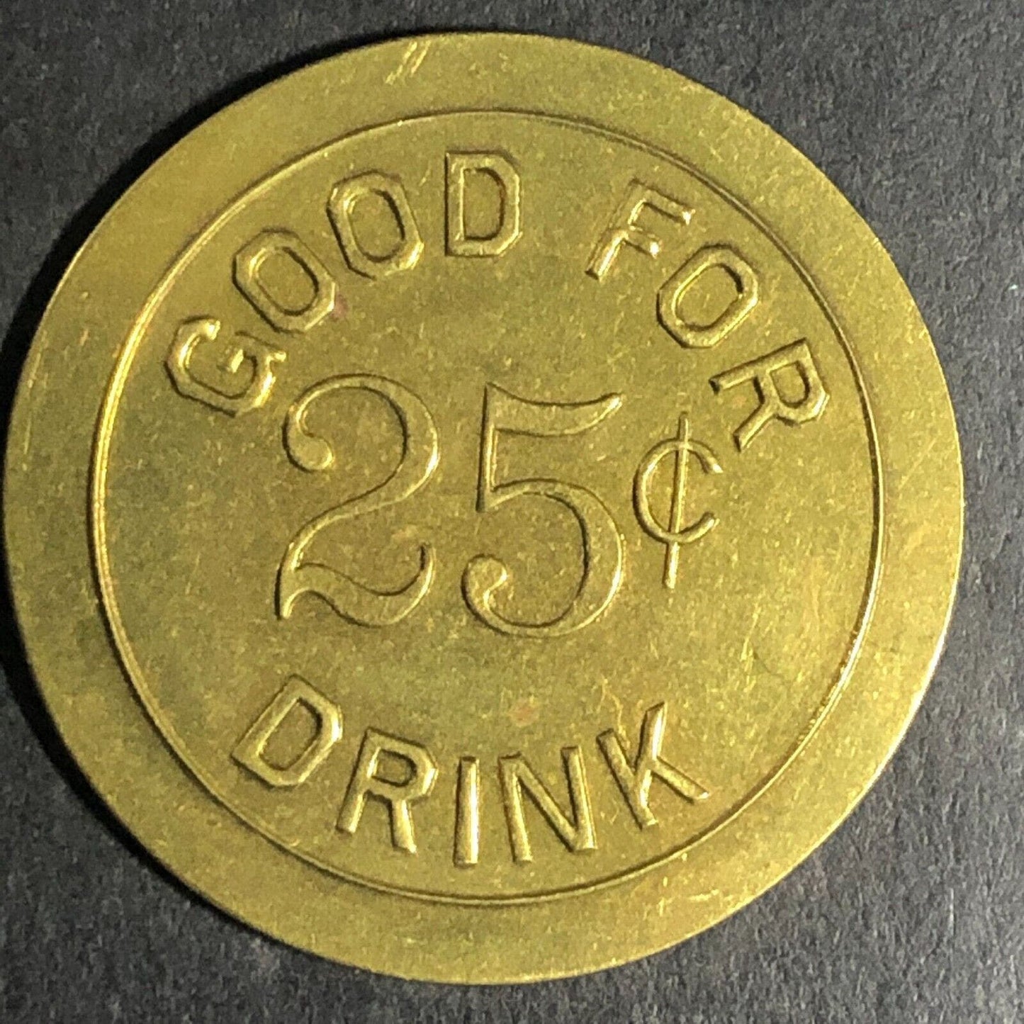 Eddie's Prospect Inn Milwaukee G/F 25c Drink Brass Trade Token - 28mm