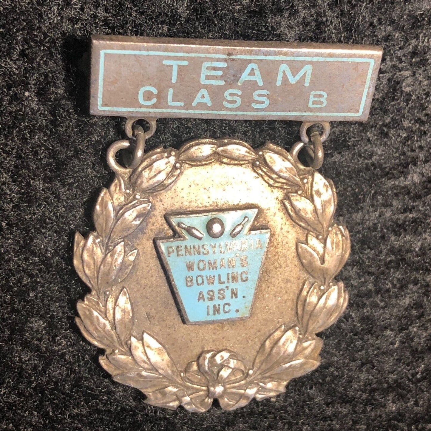 Pennsylvania Women's Bowling "Dolly Palmer" Lapel Pinback c1962 - Sterling