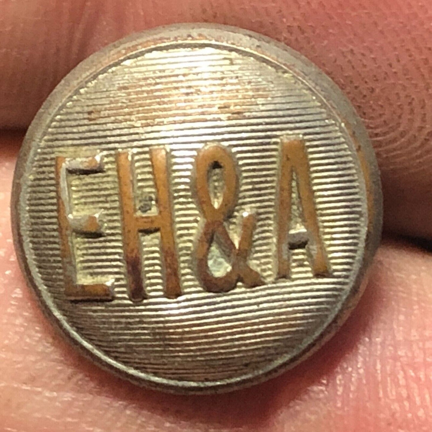 EH&A Railroad Uniform Button Brass 1/2" Convex New Haven Car Regist Dent