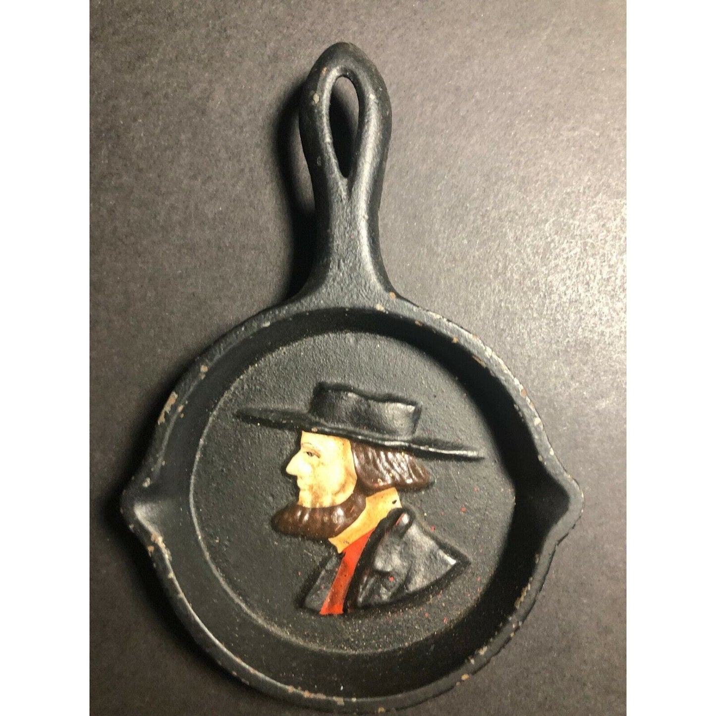 Group of 4 John Wright ? Amish Mini Cast Iron Pan / Ashtray / Spoon Rest - VGC
