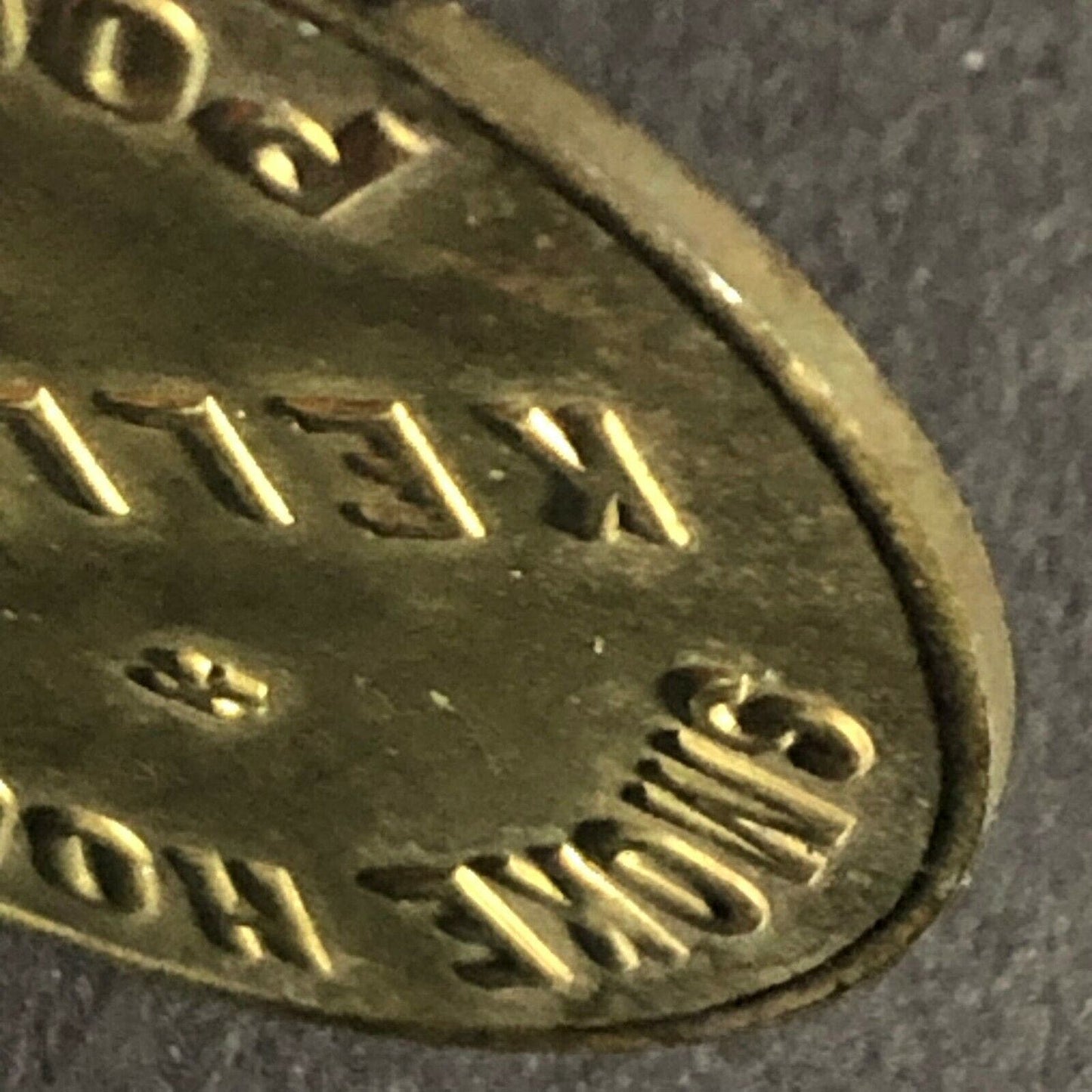 Kelly's Smoke House Pool Hall Hot Springs, SD G/F 25c In Trade 28.5mm Token