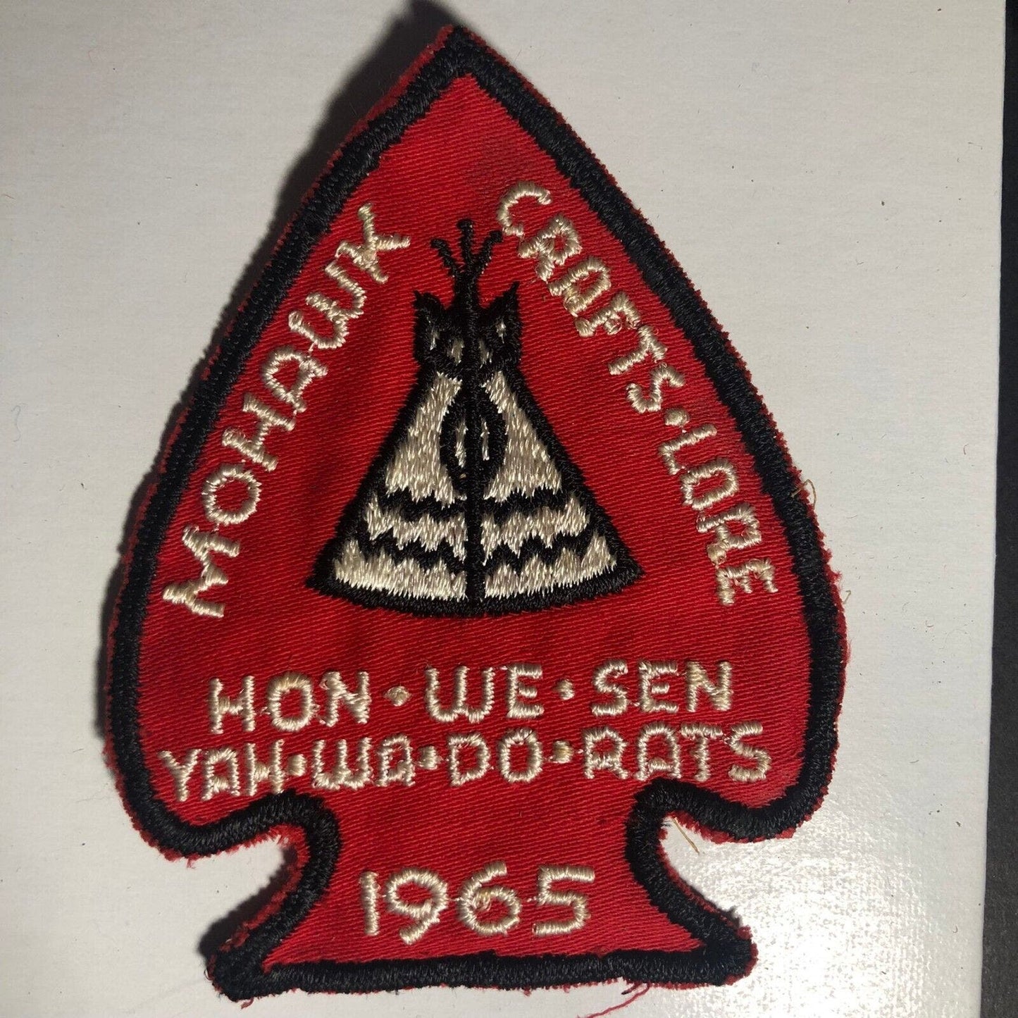 BSA Mohawk Crafts Lore Hon We Sen Vintage Embroidered Patch - 1965 Scarce