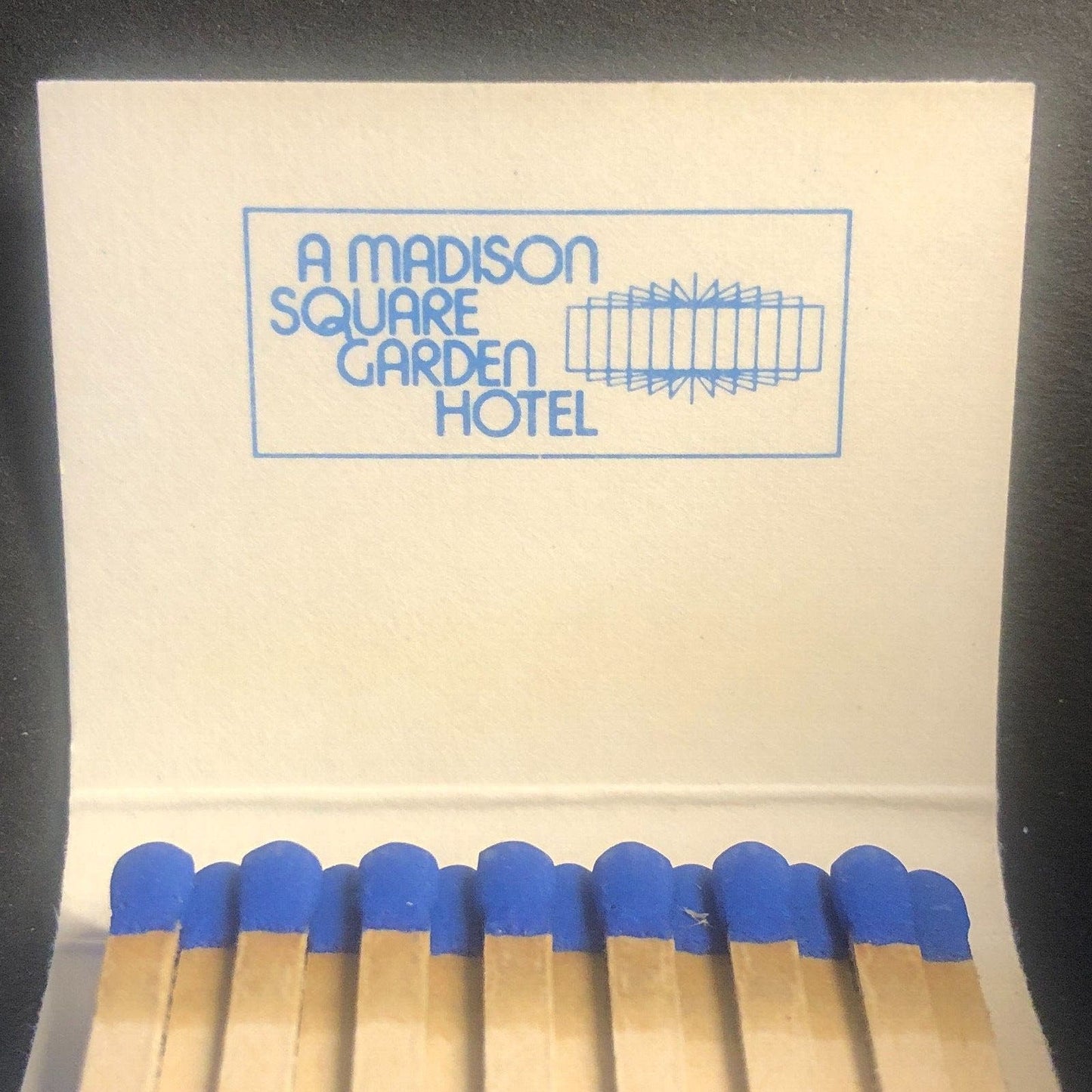 Arlington Park Towers Illinois Madison Square Full Vintage Matchbook c1960's-73