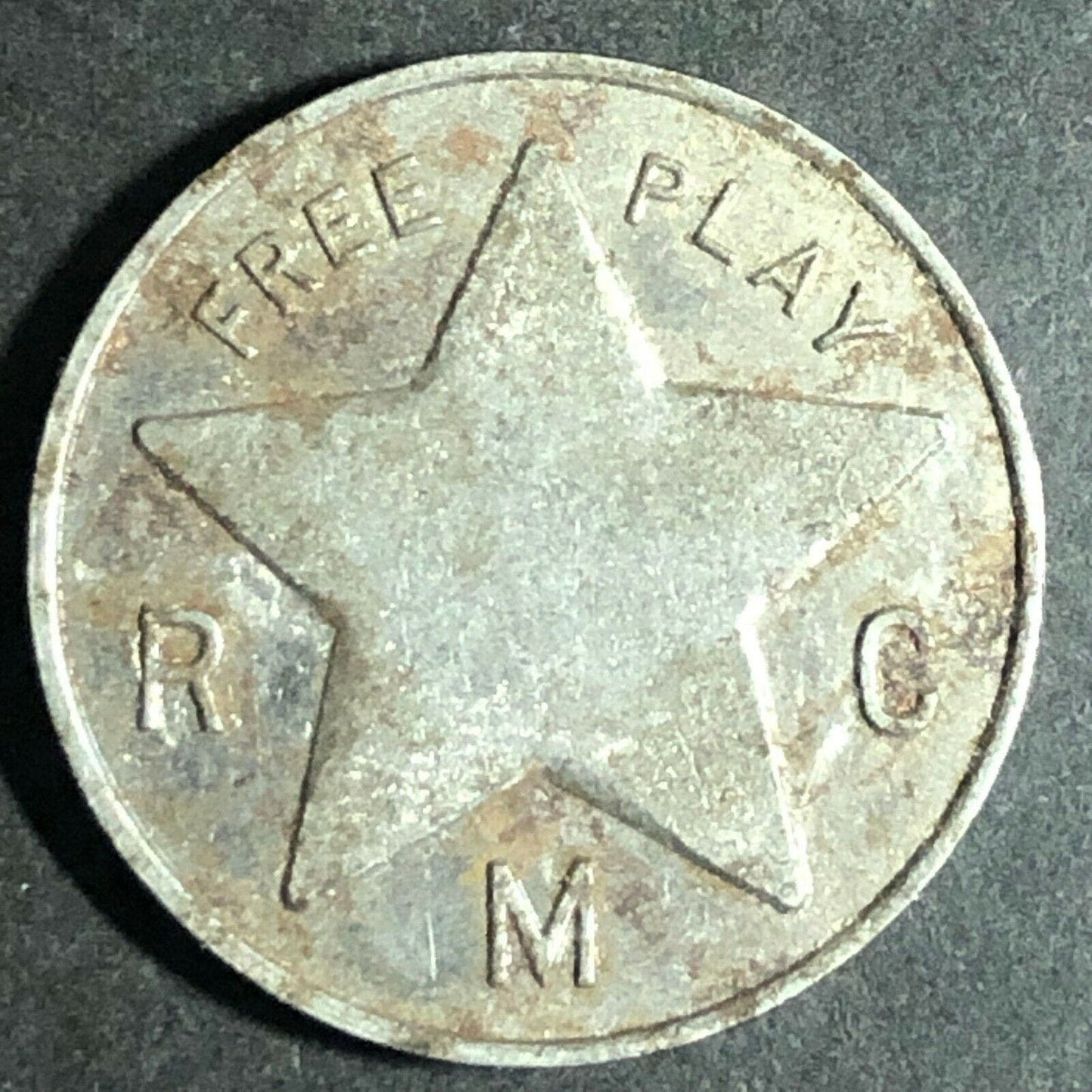 Vintage 22mm Plated Brass? "RMC Large Star Free Play" Token