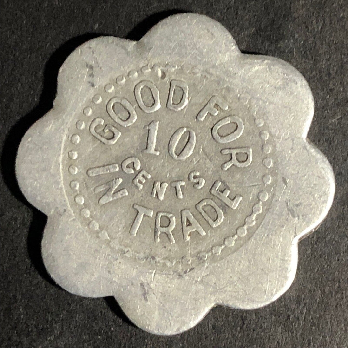 Frank Roman (Billiards Grand Rapids, MI) G/F 10c Scalloped Alum Token 29.23mm