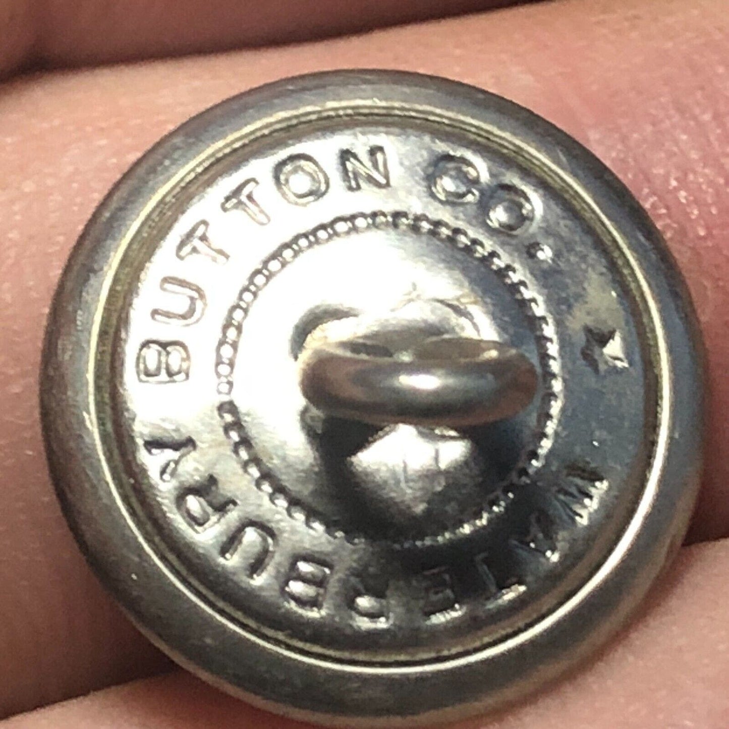 CMStP&P Railroad Uniform Button Waterbury Button Co. 1/2" Flat