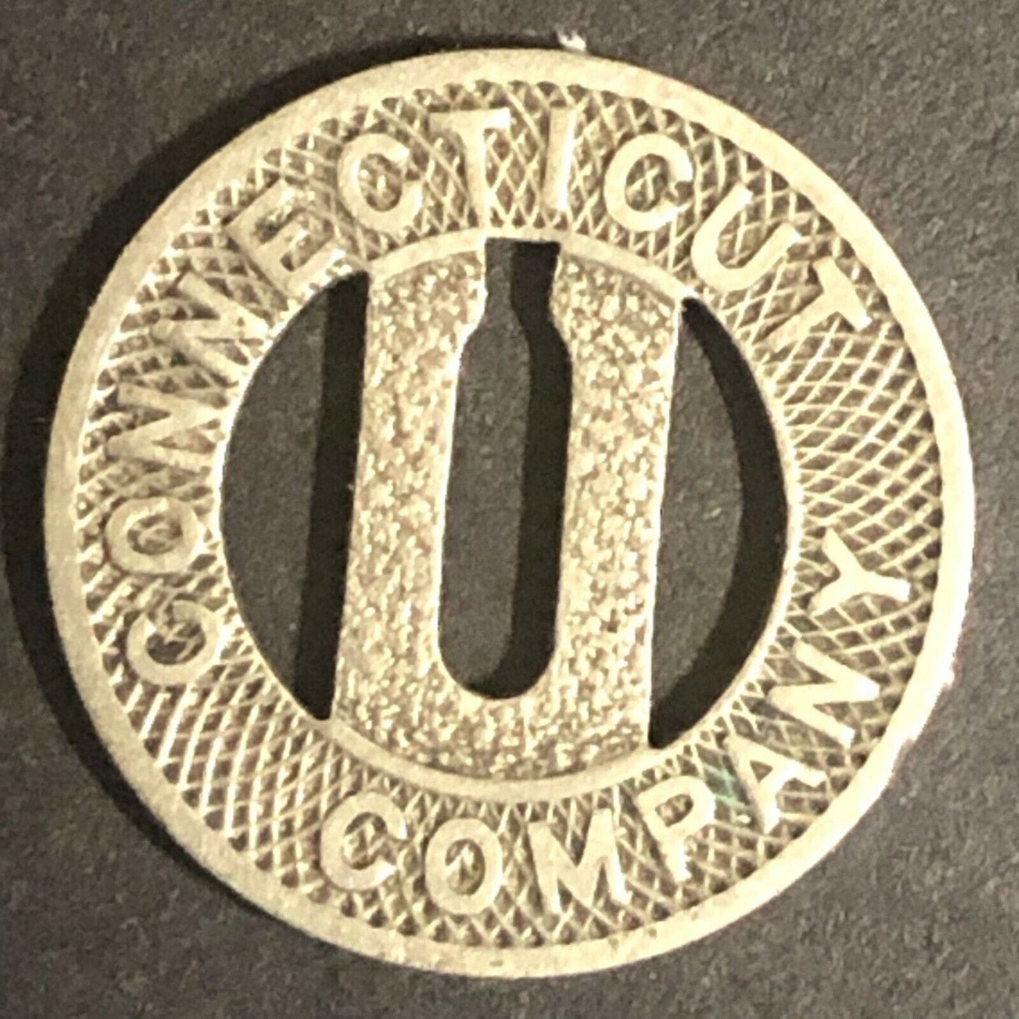 c1920-40's 16mm "Connecticut Company" G/F One Fare - Brass Transit Token (1609)