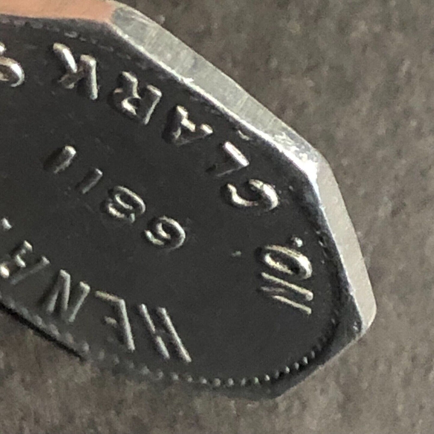 Henry's 6811 No. Clark St (Chicago) Alum G/F 5c Trade Token Hexagon - 23mm