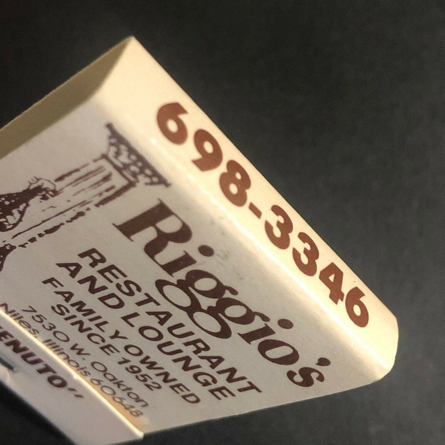 Vintage c1970's-80's Full Matchbook "Riggio's Restaurant & Lounge" Niles, IL
