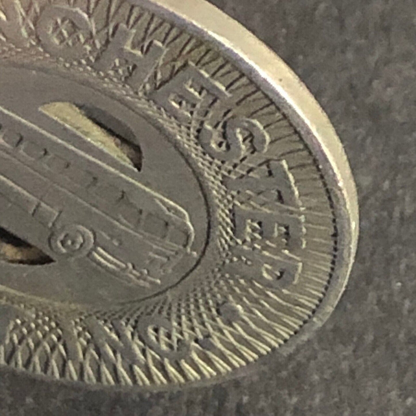 Manchester Transit Inc (NH) G/F One School Fare WM Bus Transit Token 22mm Scarce