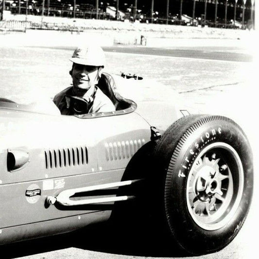 Bill Vukovich Indy 500 Winner 1953 - 8 x 10 Glossy B&W Photograph VGC
