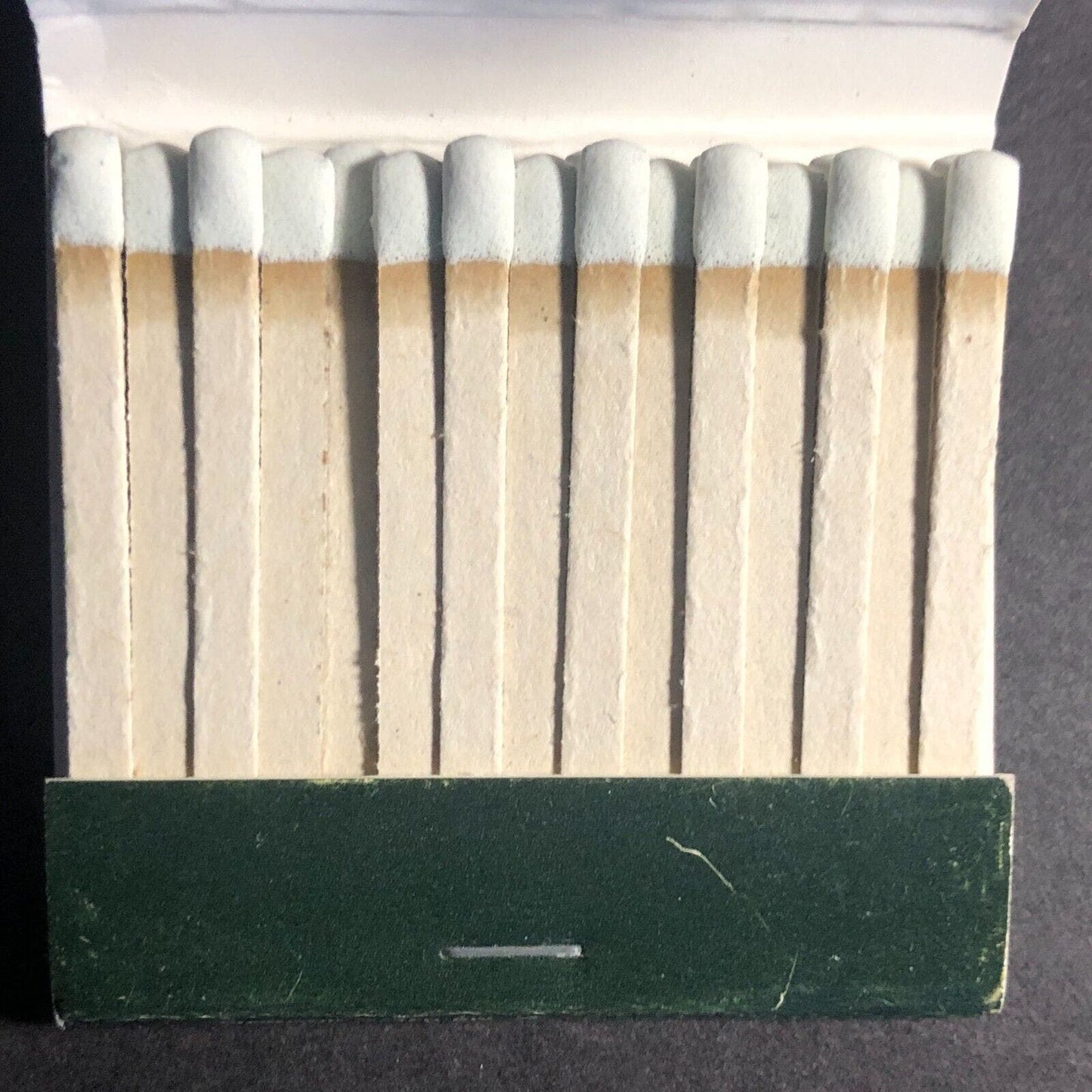 M.D.'s (Restaurant ?) Hyatt Regency Savanna Mostly Full (-1) Matchbook c1980's