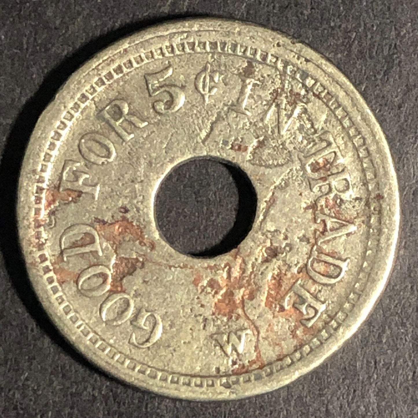 Bob Newcomb's Place (Sioux Falls, SD ?) Brass G/F 5c In Trade Token 21mm Scarce