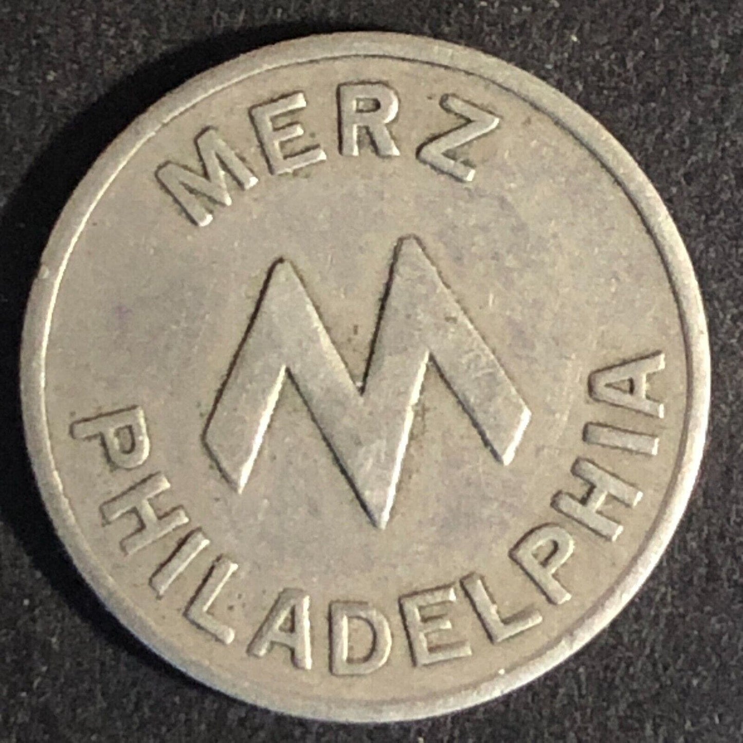 Merz White Way Tours Philadelphia WM Transit / Bus Token 19mm Scarce