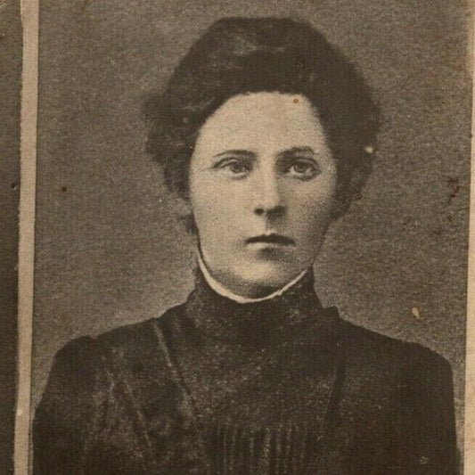 c1910 Vintage Russian RPPC* Stage / Screen / Theatre Actress Postcard (4499)