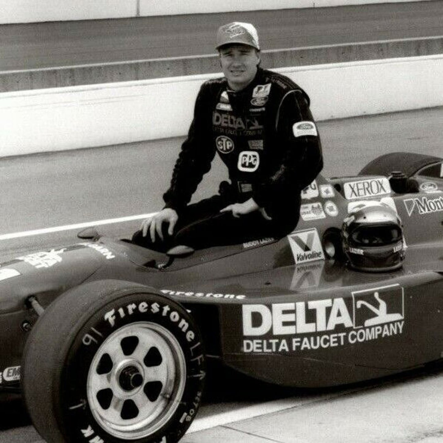Buddy Lazier Indy 500 Winner 1996 8 x 10 Glossy B&W Photograph VGC