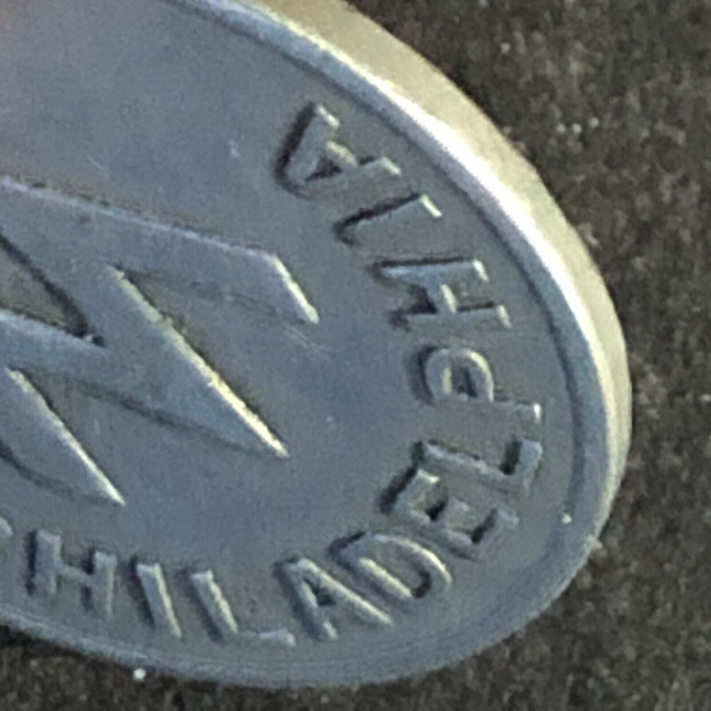 Merz White Way Tours Philadelphia WM Transit / Bus Token 19mm Scarce