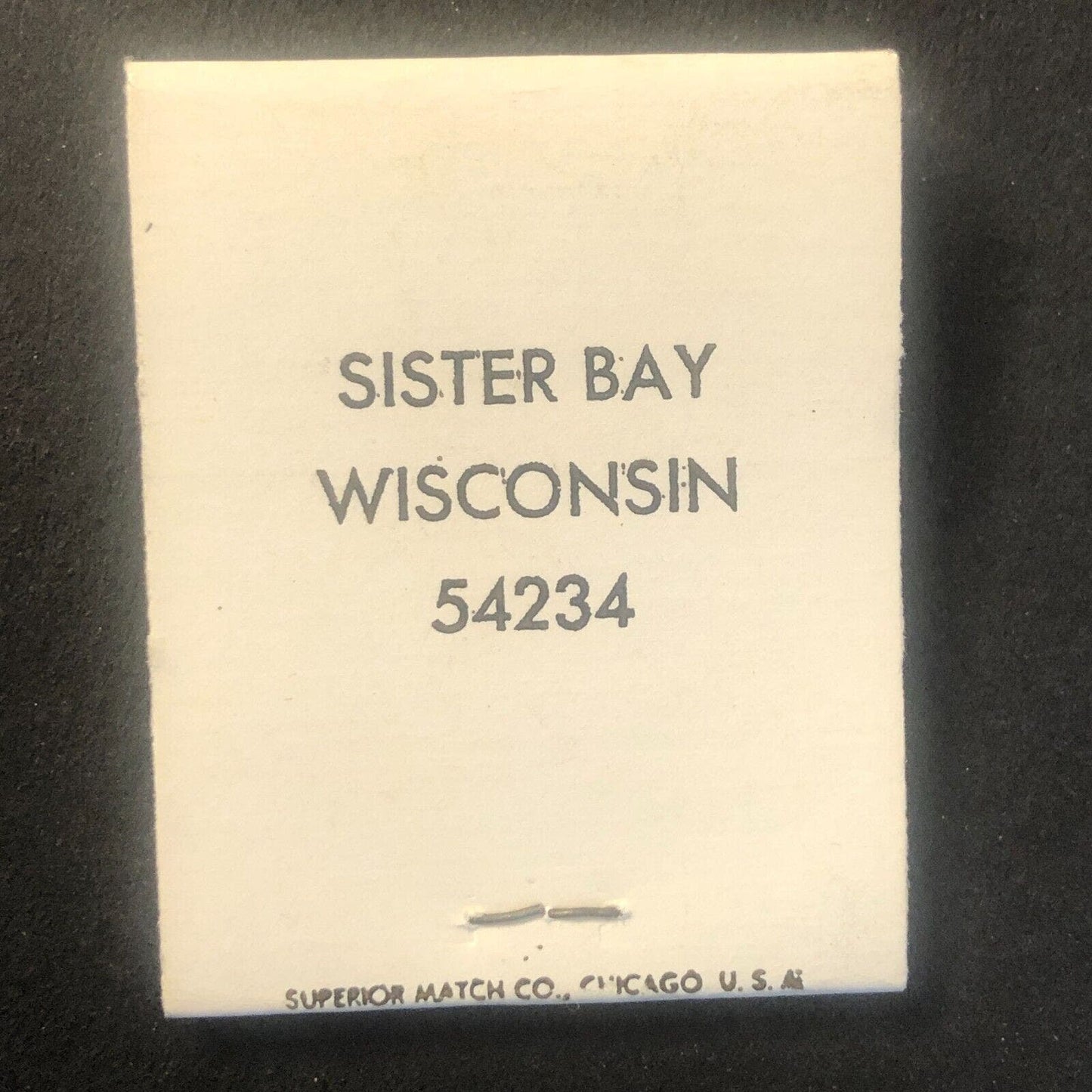 Laura Maxwell Inn Sister Bay, WI Mostly Full (-1) Vintage Matchbook c1960's VGC