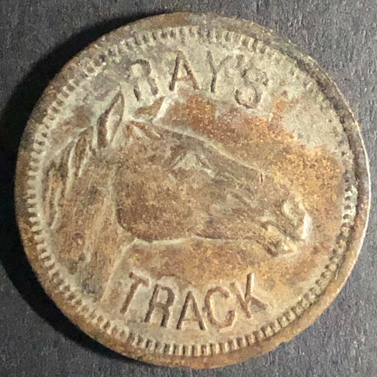 22.75mm c1930's "Ray's Track" Horse Head Brass Token - Fauver Coll.