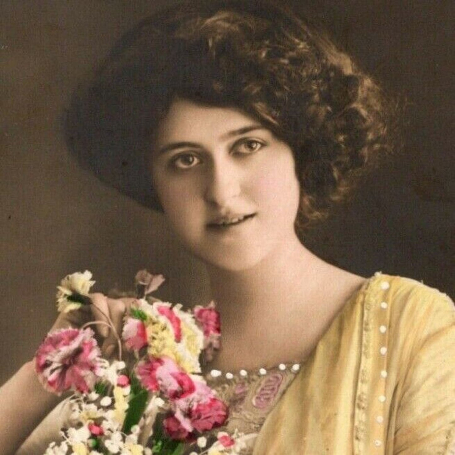 c1910 Vintage Russian RPPC* Theatre / Stage / Screen Actress Postcard (4353)