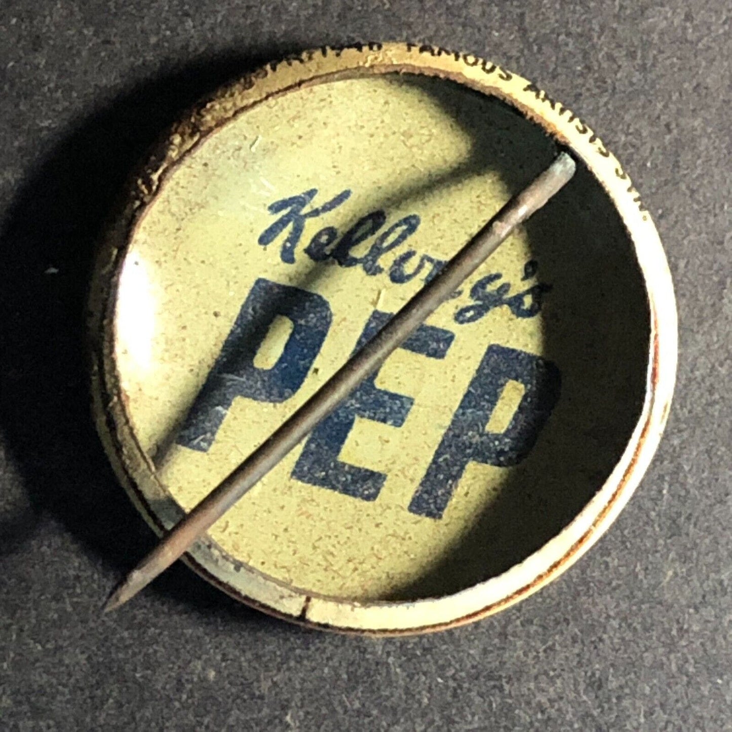 Min Gump Kellogg's Pep Cereal Steel Pinback Button c1945-47
