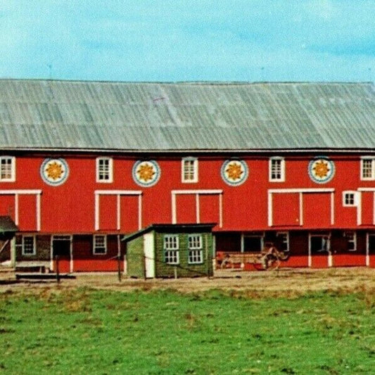 c1960's-70's Vintage Postcard "The Pennsylvania Dutch Country" Hex Signs Barn