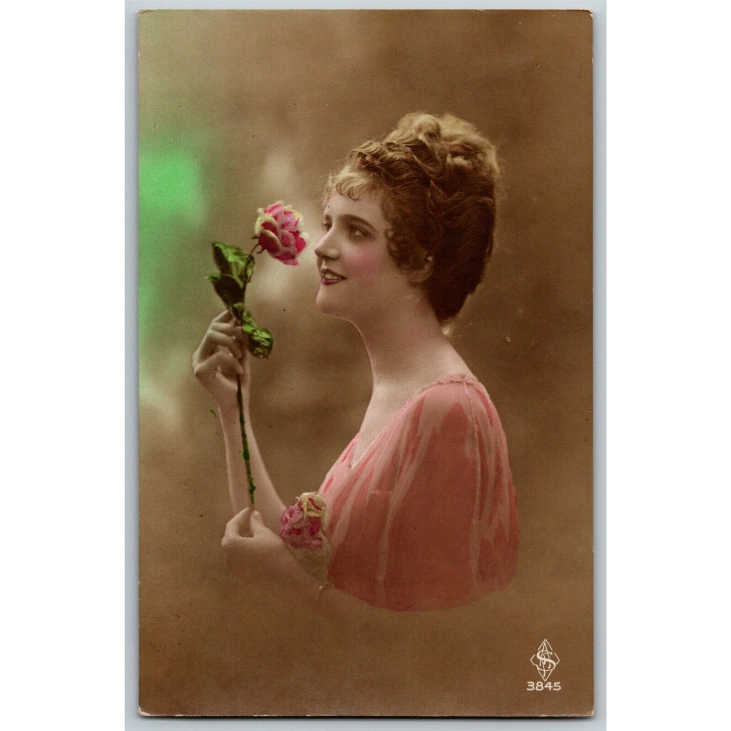 c1910 Vintage Russian RPPC* Theatre / Stage / Screen Actress Postcard (4398)