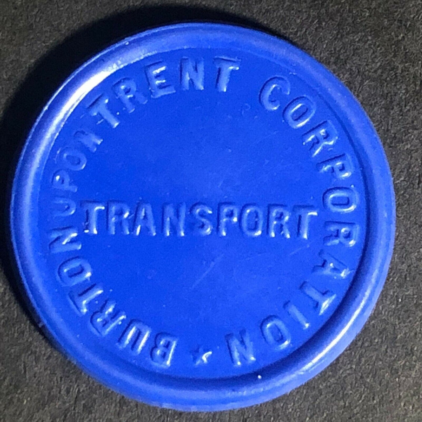 Burton-Upon-Trent England Plastic Transport Token Blue 2D 21mm c50's-60's