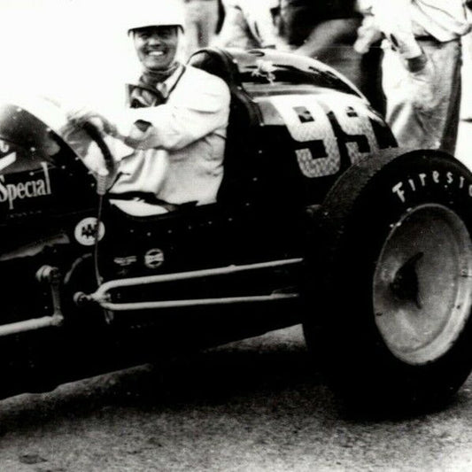 Lee Wallard Indy 500 Winner 1951 - 8 x 10 Glossy B&W Photograph VGC