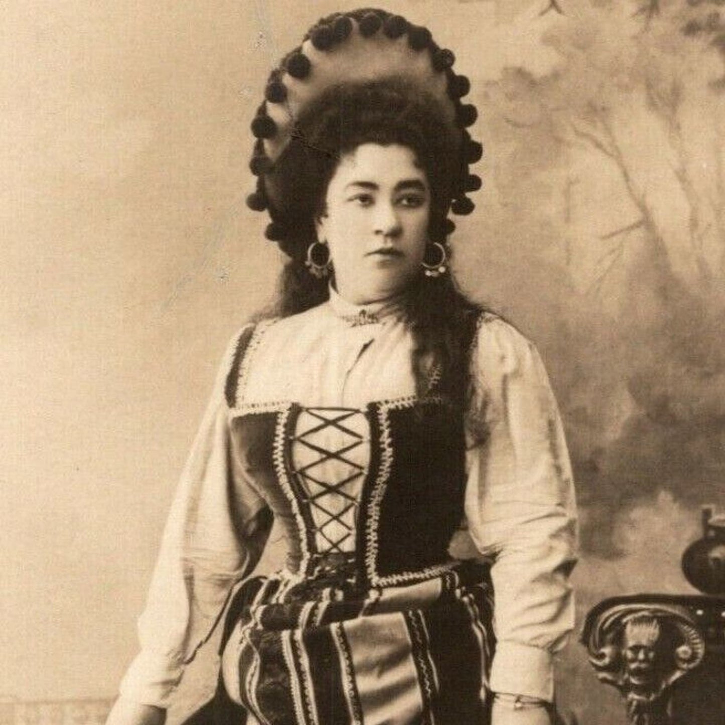 c1905 Vintage Russian RPPC* Theatre / Stage / Screen Actress Postcard (4344)