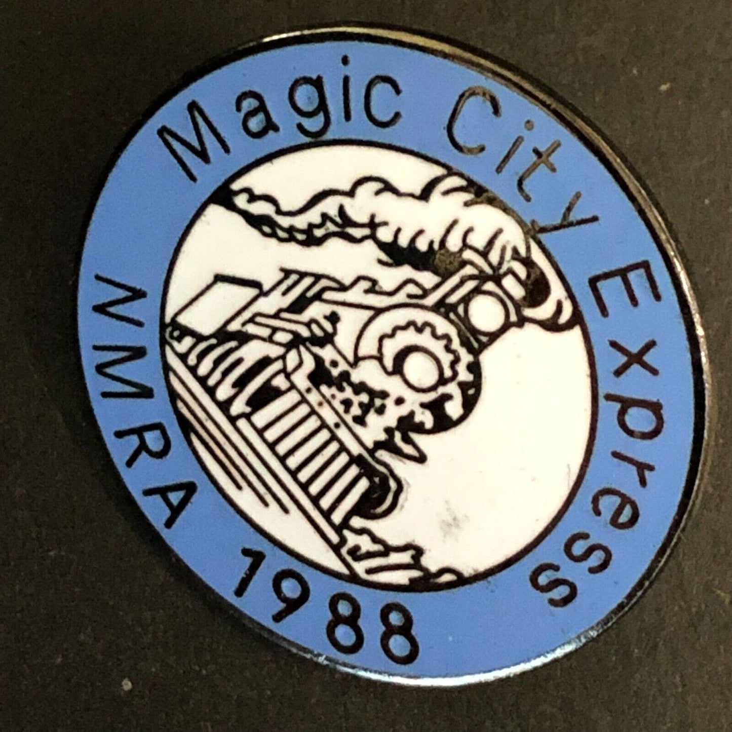 Magic City Express NMRA 1988 Enameled Pin 25mm- VGC