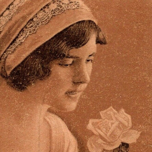 c1911 Vintage Russian Theatre / Stage / Film Actress Art Postcard (4249)