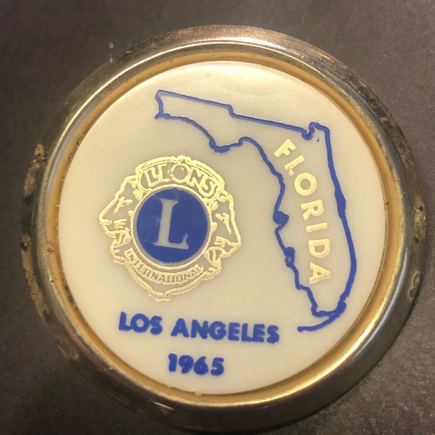 Lions International Florida / Los Angeles 1965 Chromed / Plastic Pinback 42mm